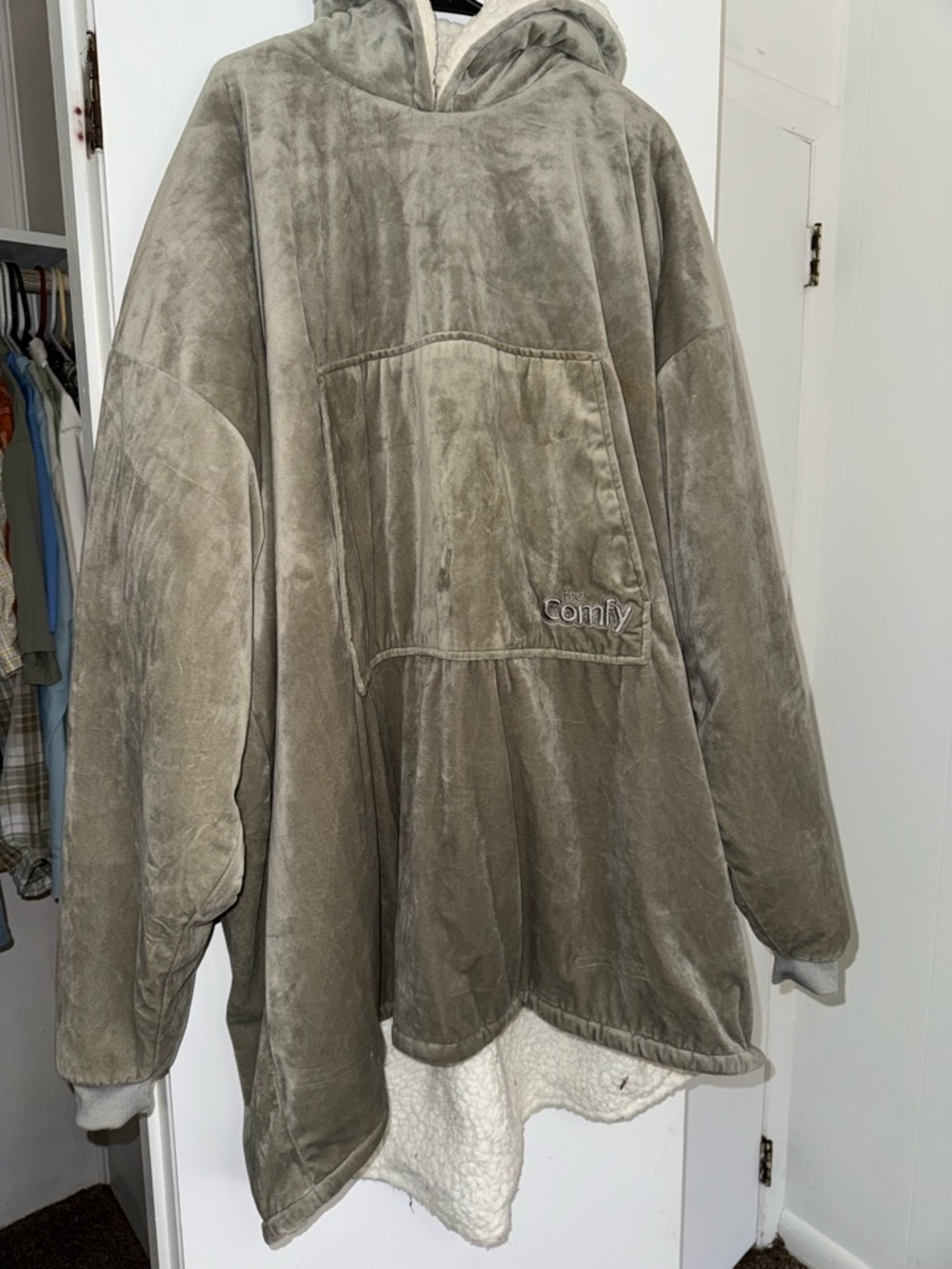 The Comfy Oversized Hoodie Blanket Sherpa Wearable Gray